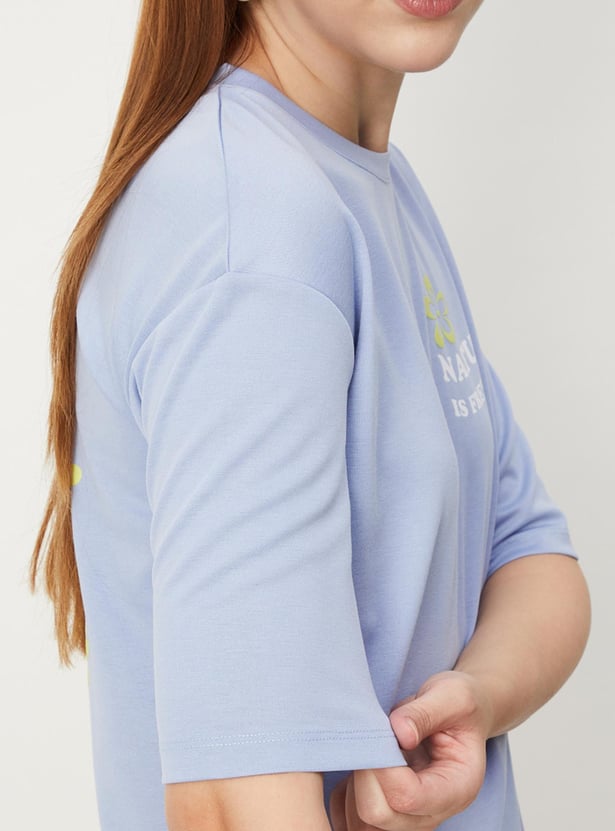 Women Round Neck Graphic Sweatshirt