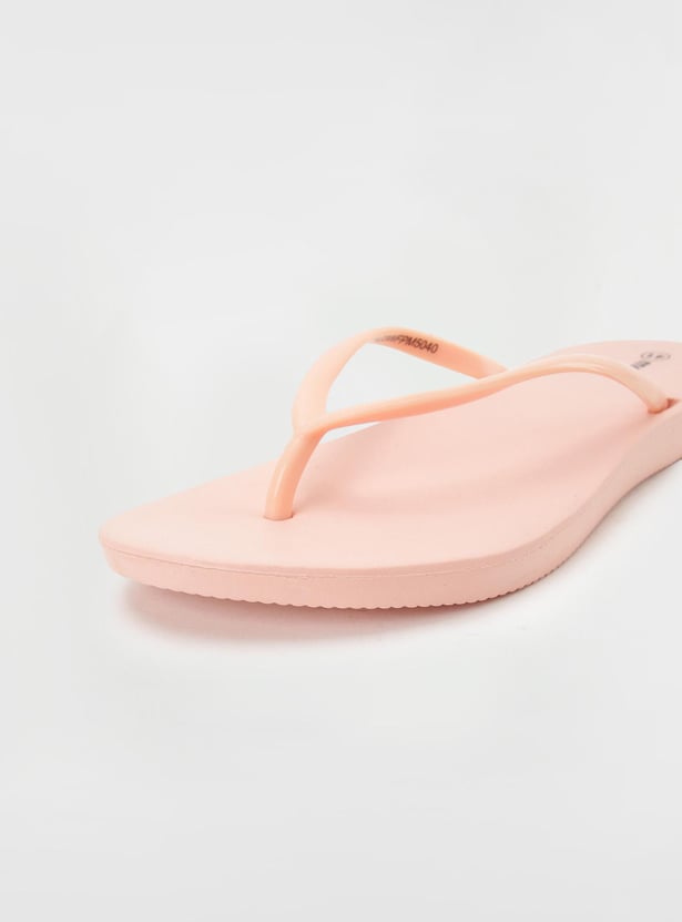 Women Solid Flip Flops