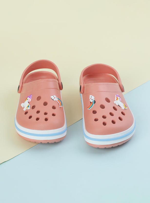 Buy Girls Charm-Detailed Clogs Online at just Rs. 499.0 - 1000012794324 ...
