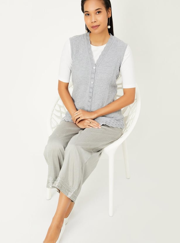 Women Knitted Sleeveless Cardigan