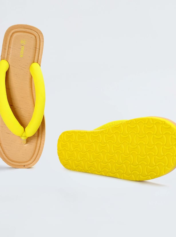 Women Colourblocked V-Strap Slippers