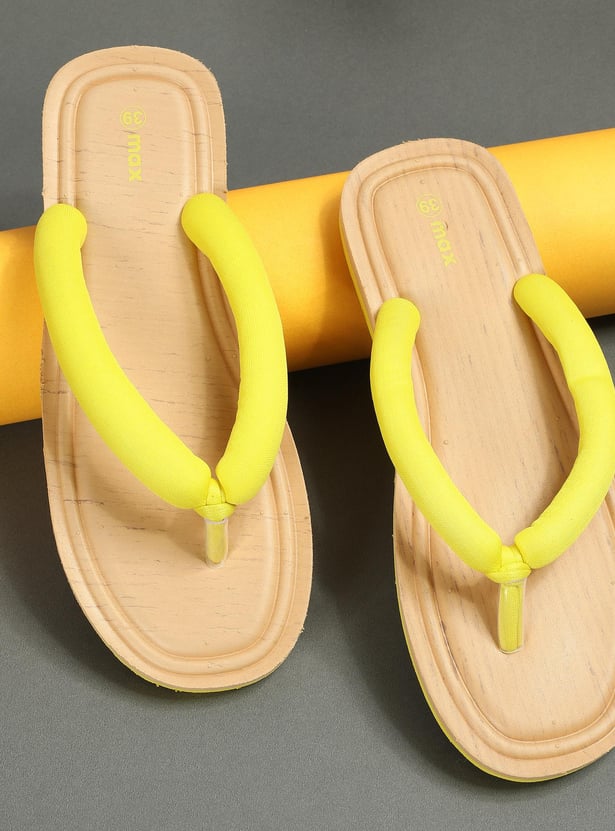 Women Colourblocked V-Strap Slippers