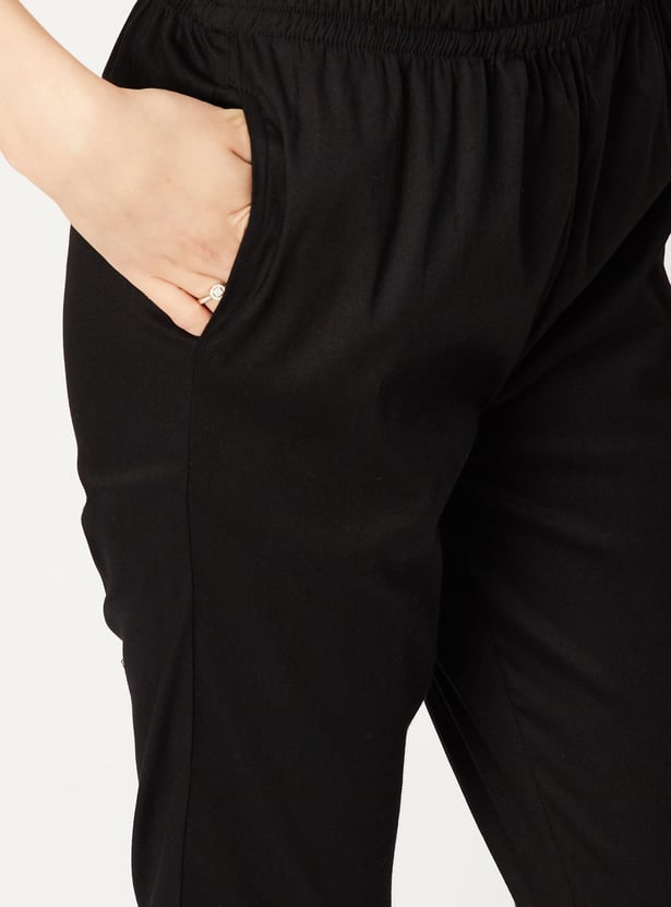 Women Solid Straight Pants