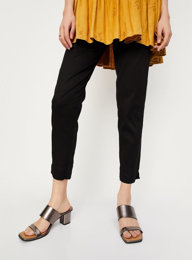 Women Solid Straight Pants