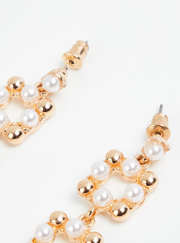Women Pearl Embellished Dangle Earrings