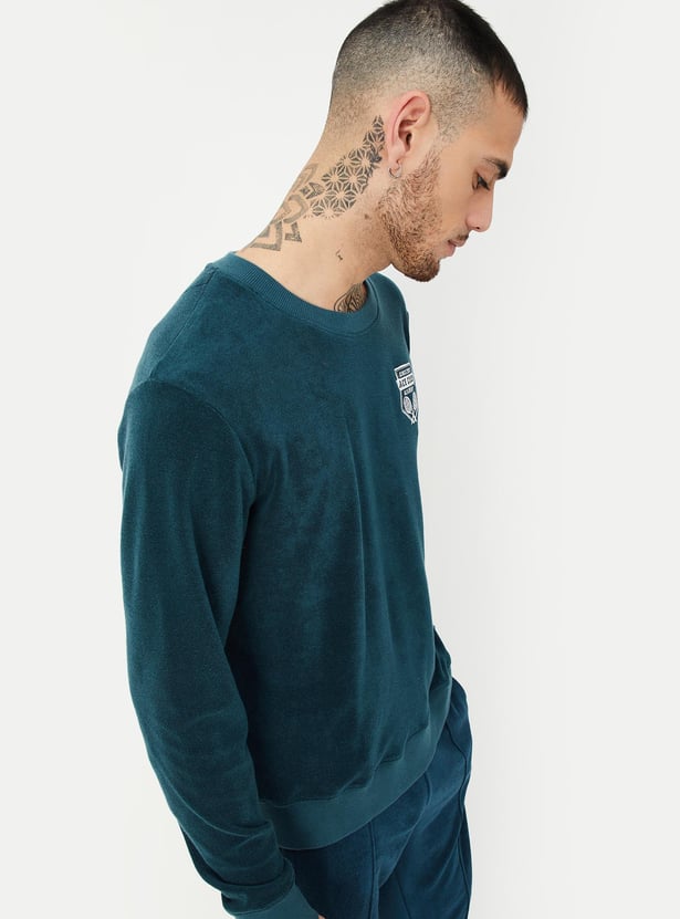 Men Solid Sweatshirt