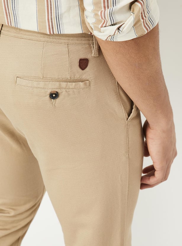 Men Textured Slim Fit Stretch Chinos