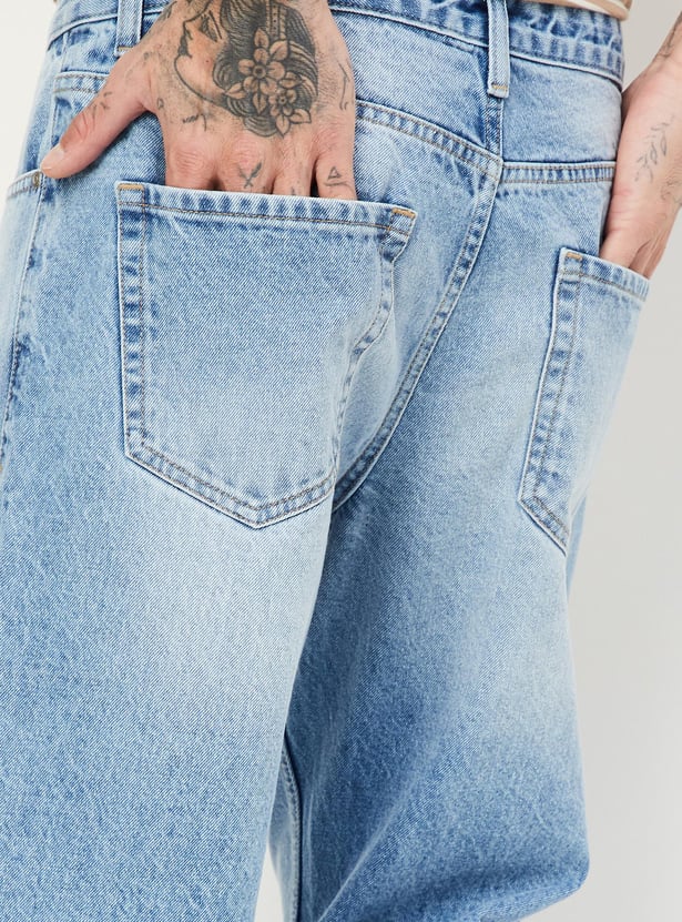 Men Washed Straight Fit Jeans