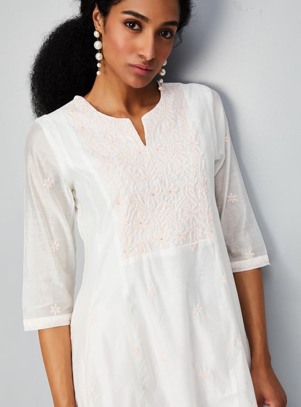 Women Embroidered Flared Kurta