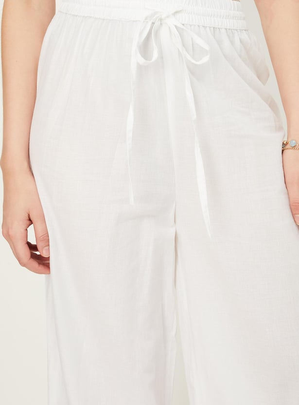 Women Embroidered Kurta Set