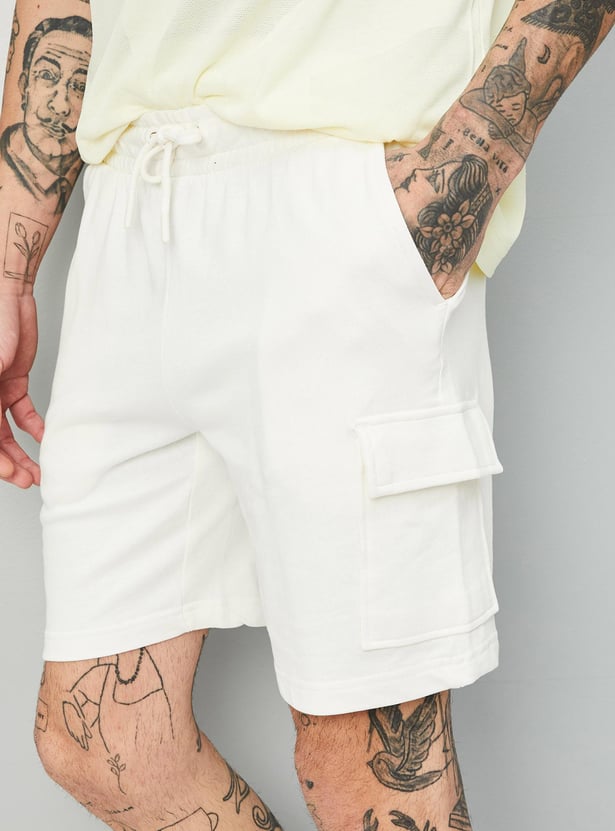 Men Solid Athleisure Cargo Shorts