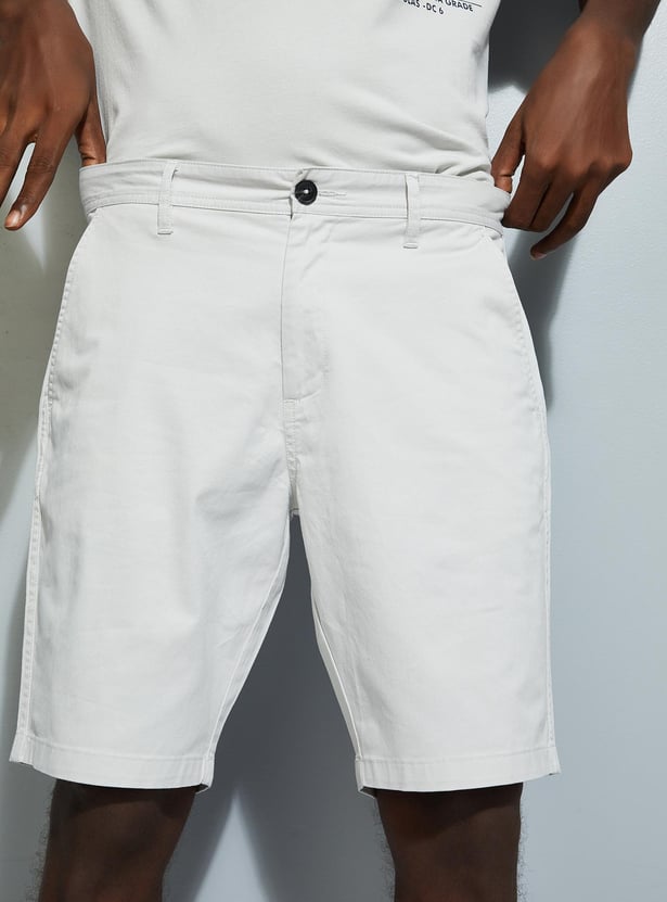 URB_N Men Slim Fit Solid Shorts