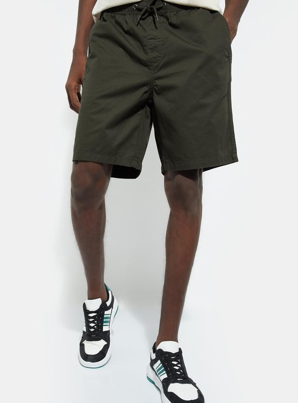 URB_N Men Slim Fit Solid Shorts