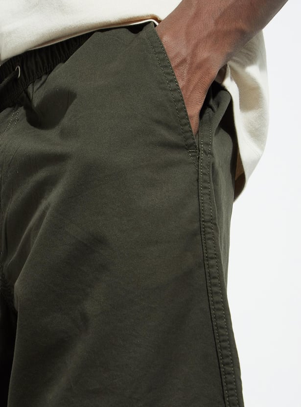 URB_N Men Slim Fit Solid Shorts