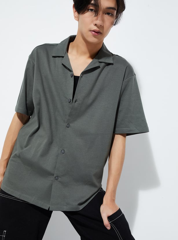 URB_N Men Regular Fit Resort Collar Shirt