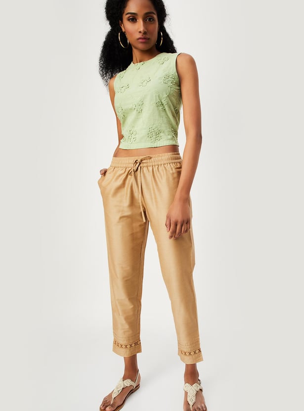 Women Solid Straight Pants