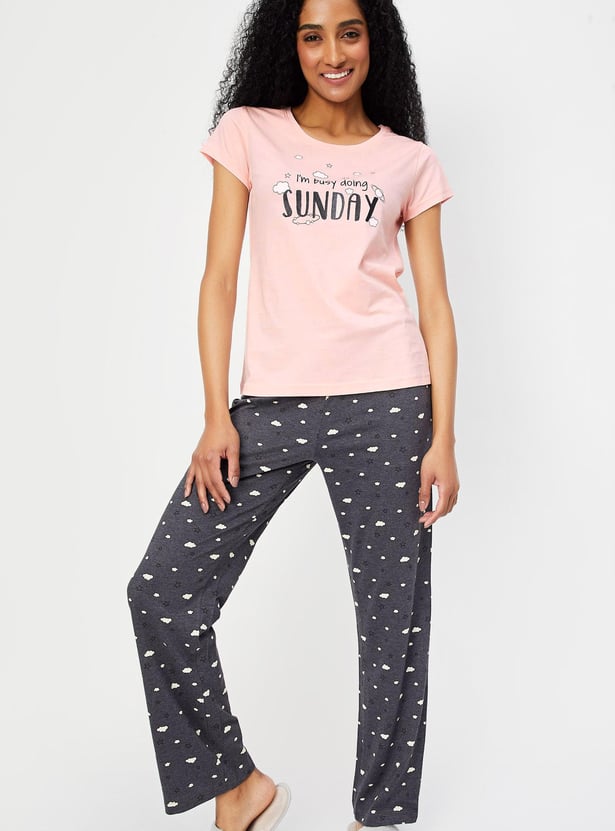 Women Quirky Printed PJ Set