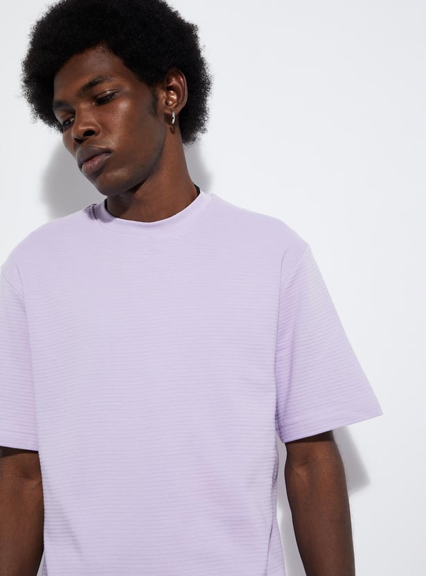URB_N Men Relaxed Fit Textured T-shirt