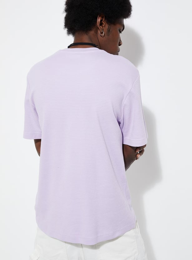 URB_N Men Relaxed Fit Textured T-shirt