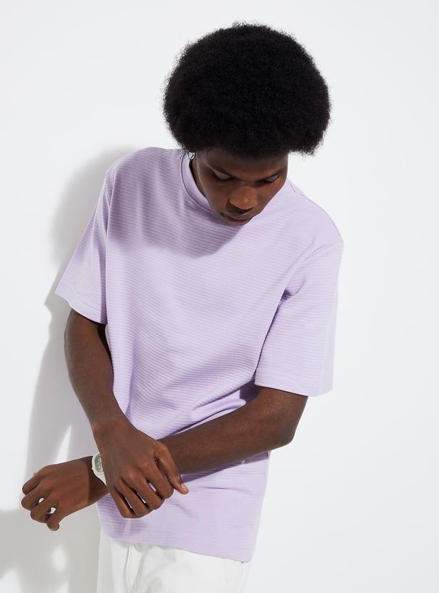 URB_N Men Relaxed Fit Textured T-shirt
