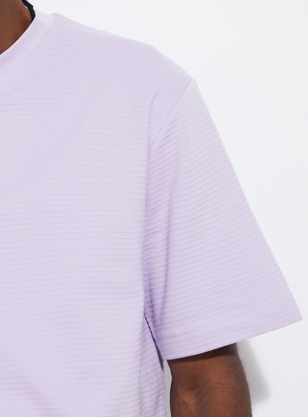 URB_N Men Relaxed Fit Textured T-shirt