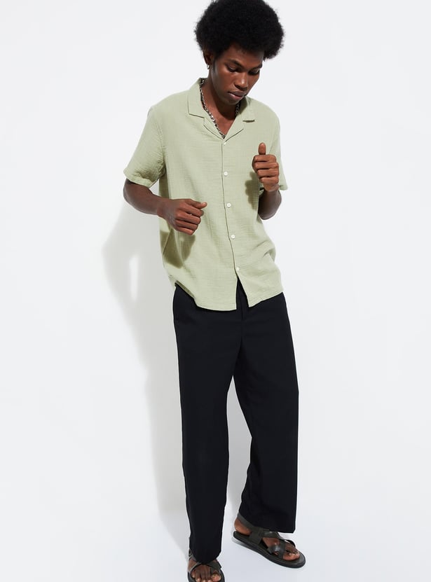 URB_N Men Regular Fit Solid Resort Shirt