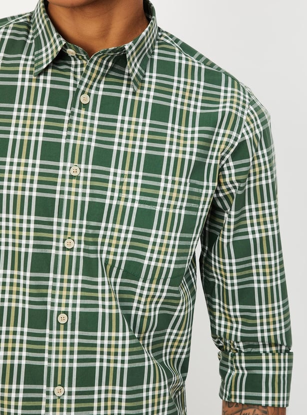 Men Regular Fit Checked Smart Casual Shirt