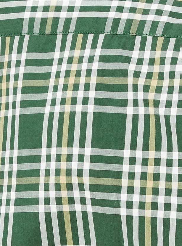 Men Regular Fit Checked Smart Casual Shirt