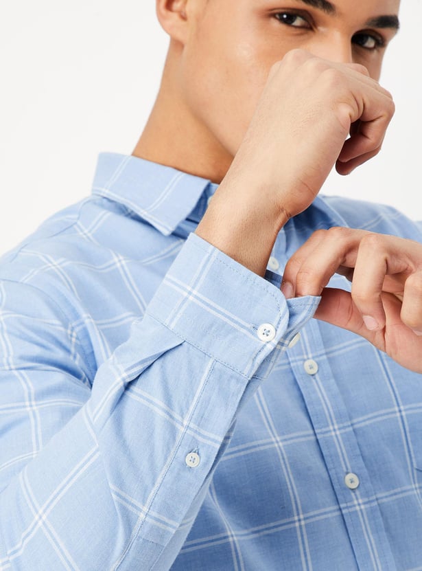 Men Slim Fit Checked Casual Shirt