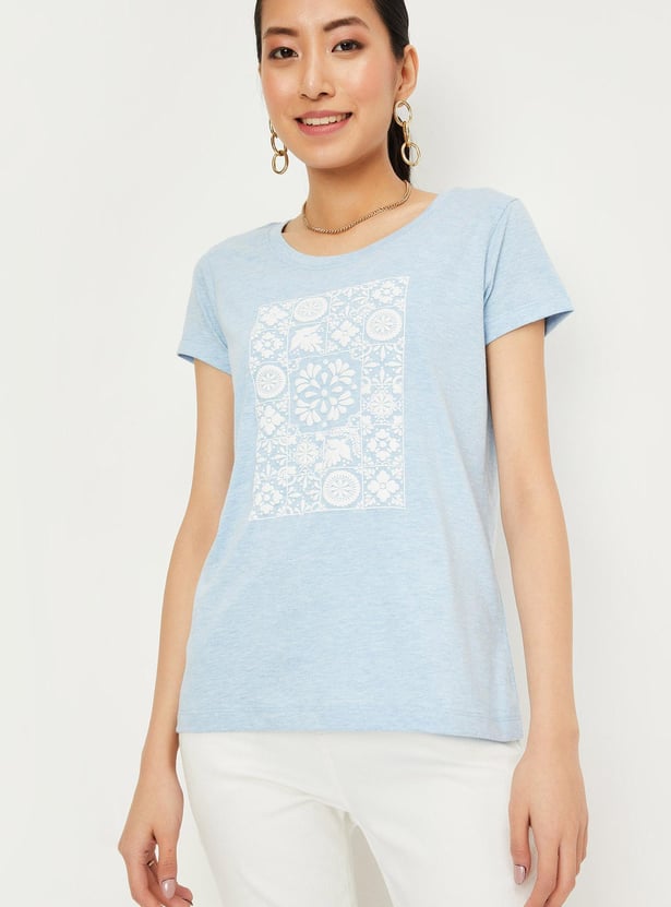 Women Embossed Print T-shirt