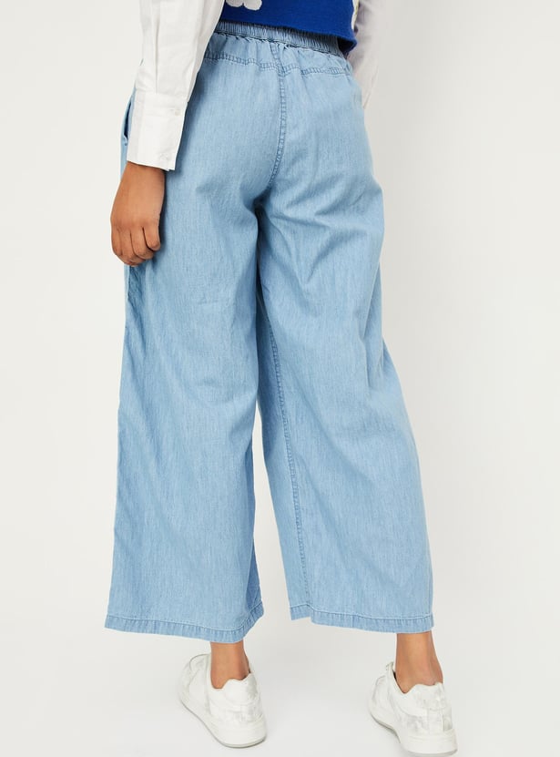 Women Washed Wide Legged Jeans
