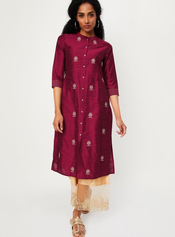 Women Embroidered Straight Kurta