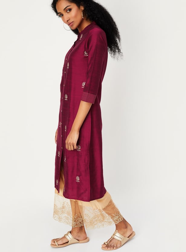 Women Embroidered Straight Kurta