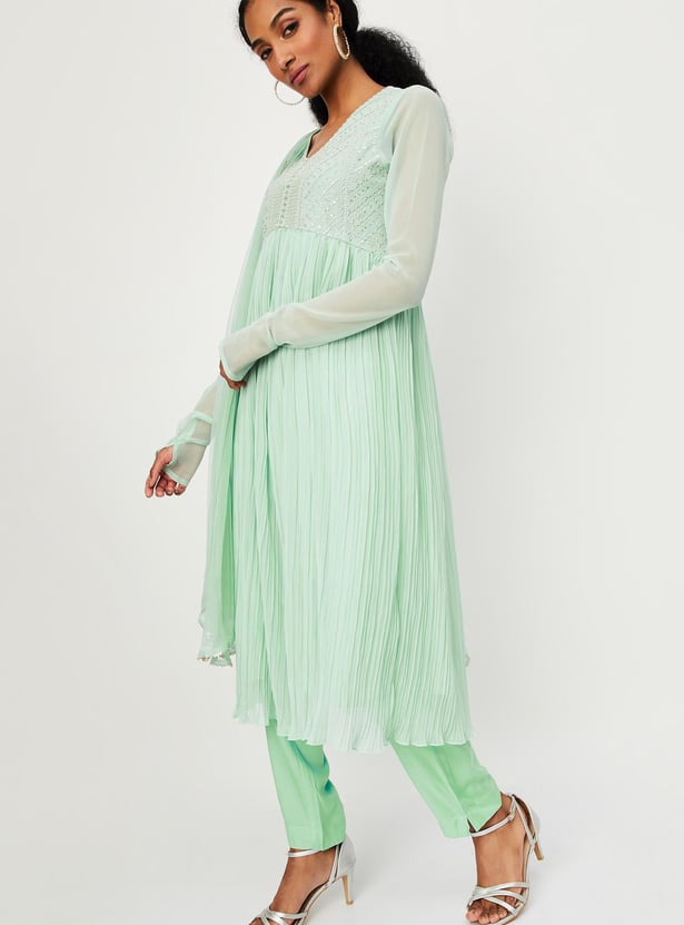 Women Embroidered Kurta Set