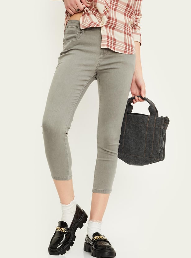 Buy Women Solid Ankle Grazer Jeans Online at just Rs. 999.0 1000013318782 Max Fashion