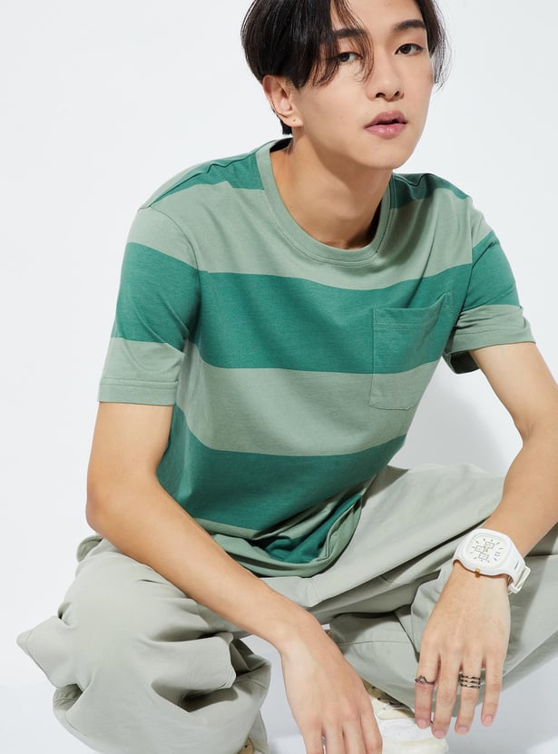 URB_N Men Slim Fit Striped T-shirt