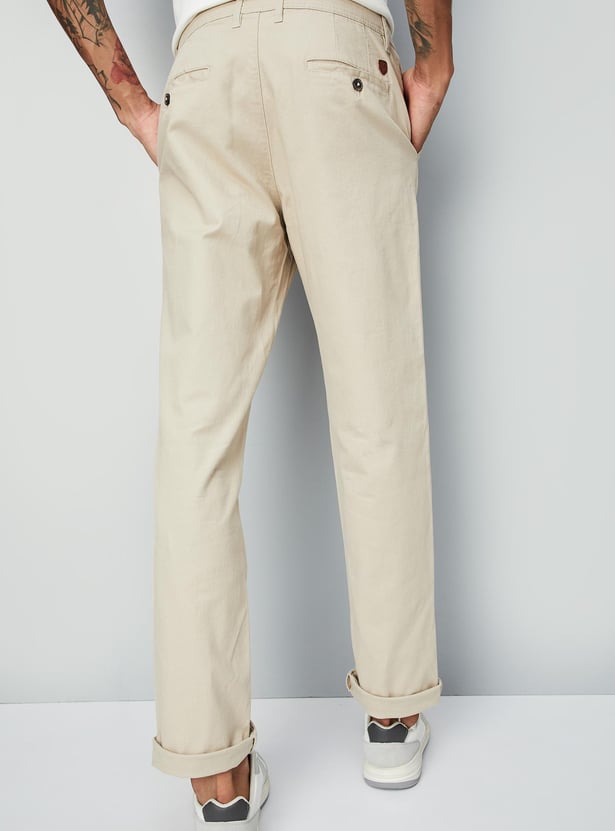 Men Solid Slim Fit Stretch Chinos