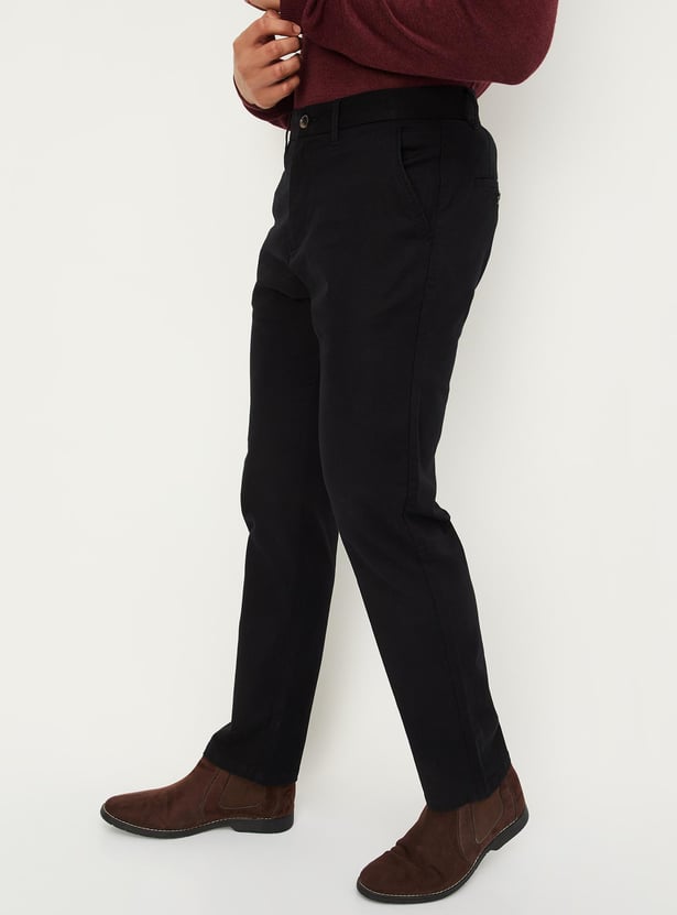 Men Solid Slim Fit Stretch Chinos