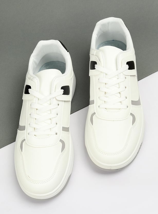 Men Colourblocked Sneakers