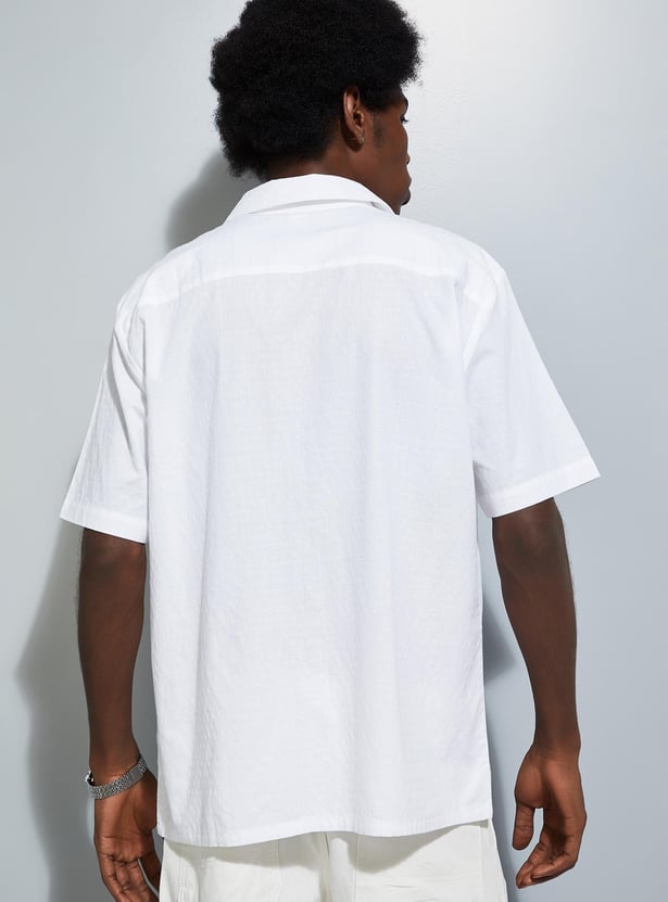 URB_N Men Regular Fit Textured Resort Shirt