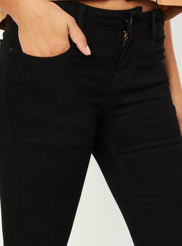 Women Solid Skinny Fit Jeans