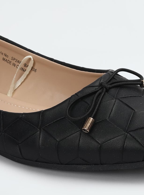 Women Textured Bow-Detailed Ballerinas