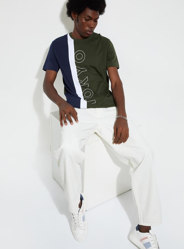 URB_N Men Slim Fit Colourblocked T-shirt