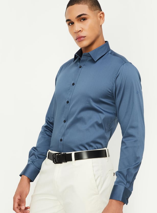 Men Solid Slim Fit Formal Shirt