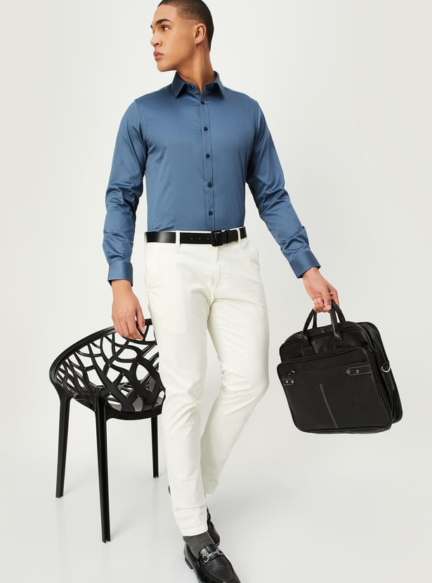 Men Solid Slim Fit Formal Shirt