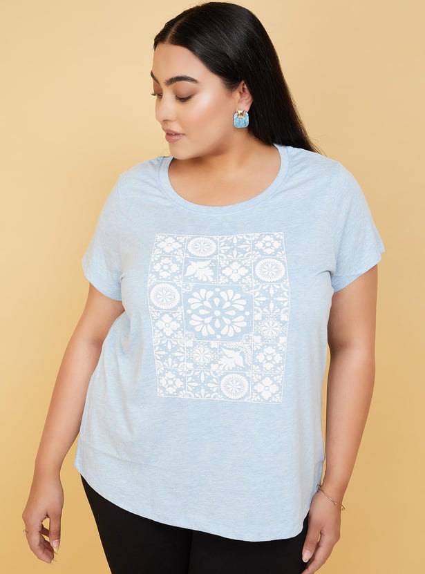 Women Embossed Print T-shirt