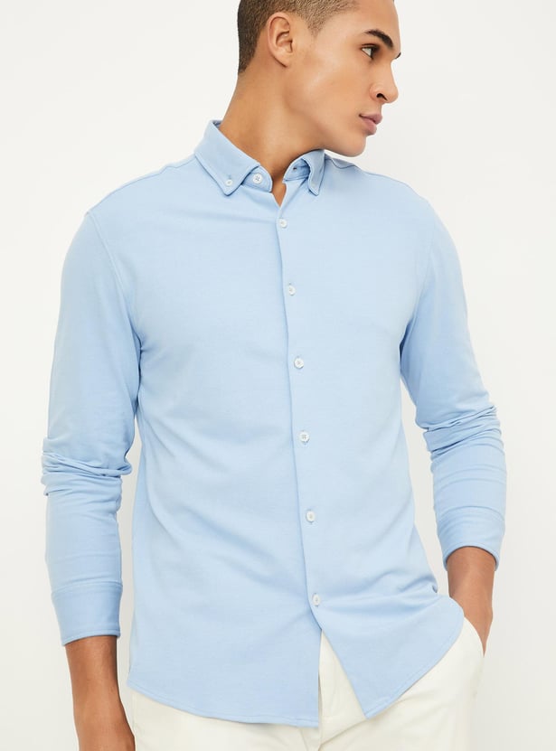 Men Solid Regular Fit Casual Shirt
