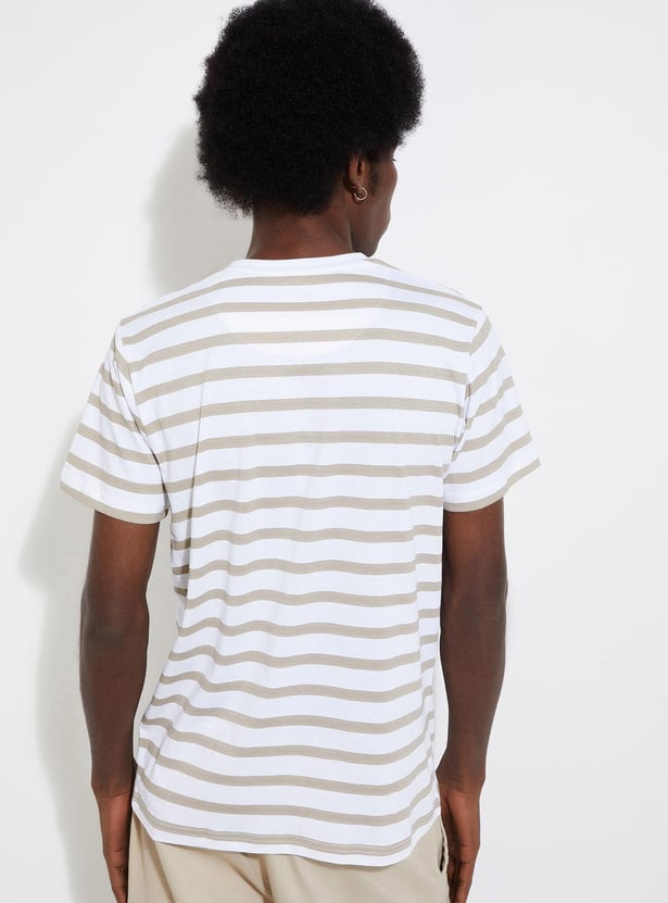 URB_N Men Slim Fit Striped T-shirt