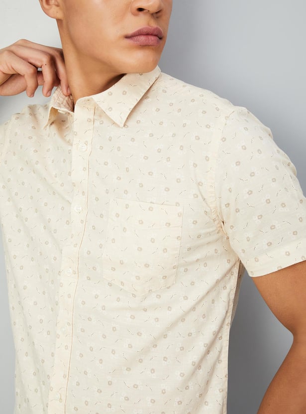 Men Printed Slim Fit Smart Casual Shirt