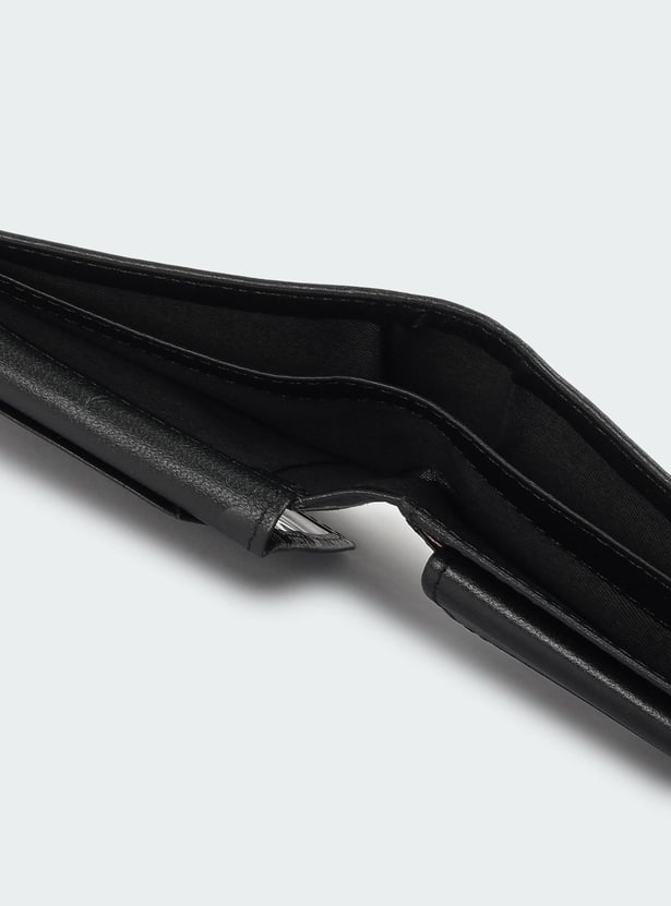 Men Solid Bi-Fold Wallet